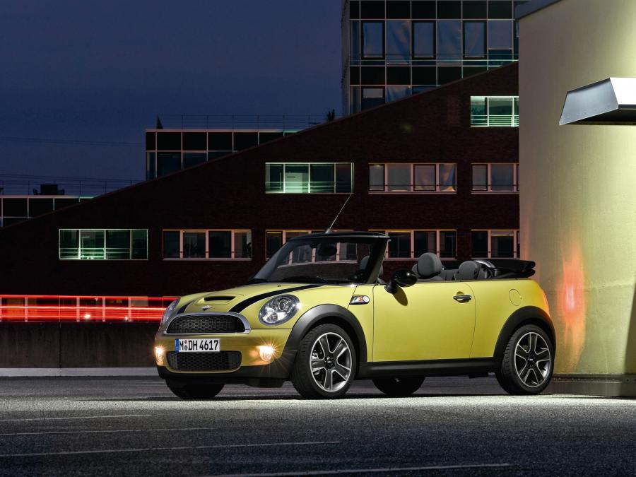  Mini Cooper S Cabrio 2009 года  (фото 5 из 130)